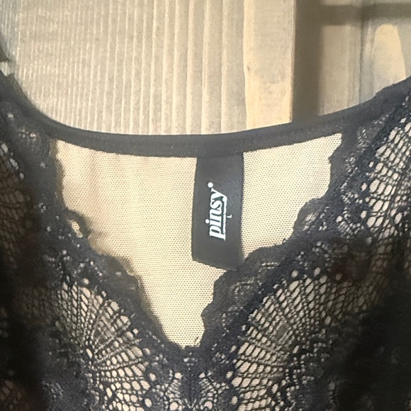 Women’s Large Sculpting Lace Shapewear Bodysuit Pinsy - Picture 5 of 8